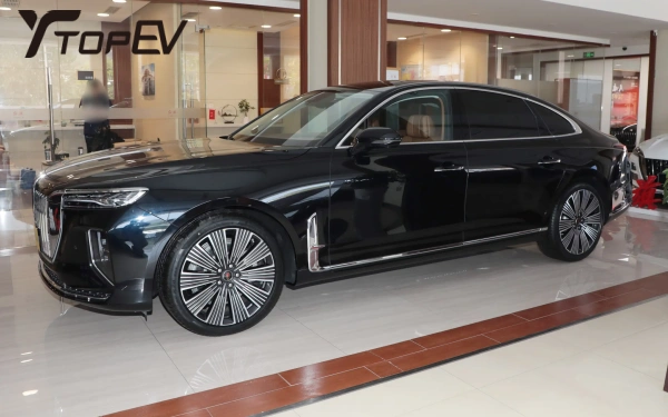 2025 Hongqi H9 review 2025 Hongqi H9 review