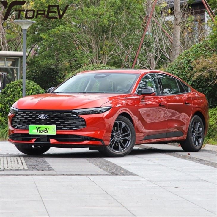 2026 m. Ford Mondeo vidutinio dydžio{1}} sedanas